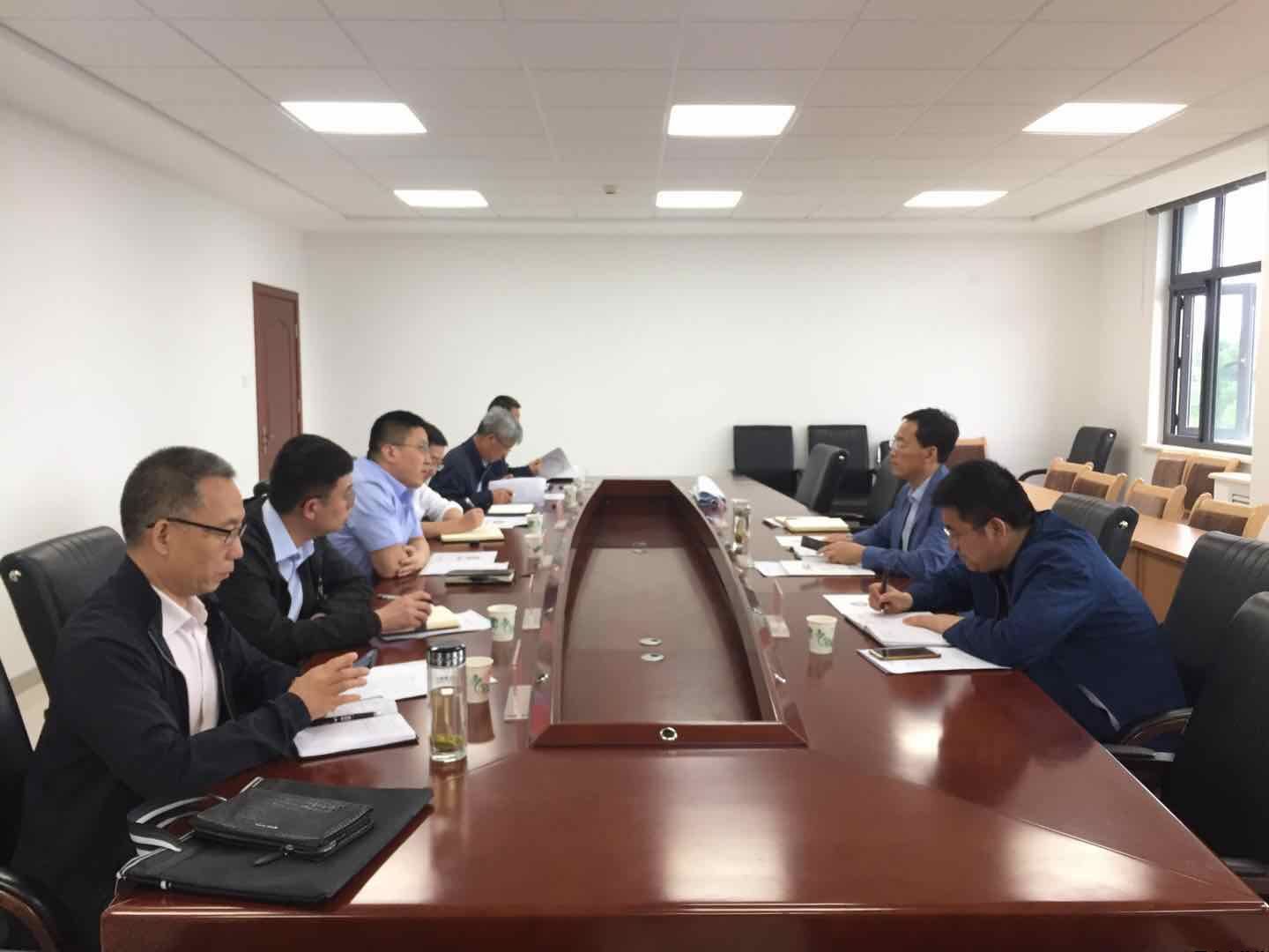 国家开发银行甘肃分行客户四处处长樊凯一行调研泓源公司(图2) 国家开发银行甘肃分行客户四处处长樊凯一行调研泓源公司(图2)